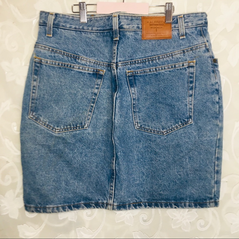 Alfred Sung size 12 Denim skirt